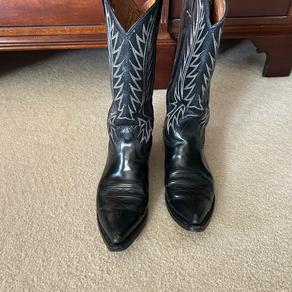 Nocona Black Heeled Boots with Decorative Stitching